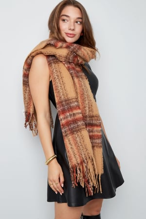 Scarf colorful stripe detail h5 Picture3